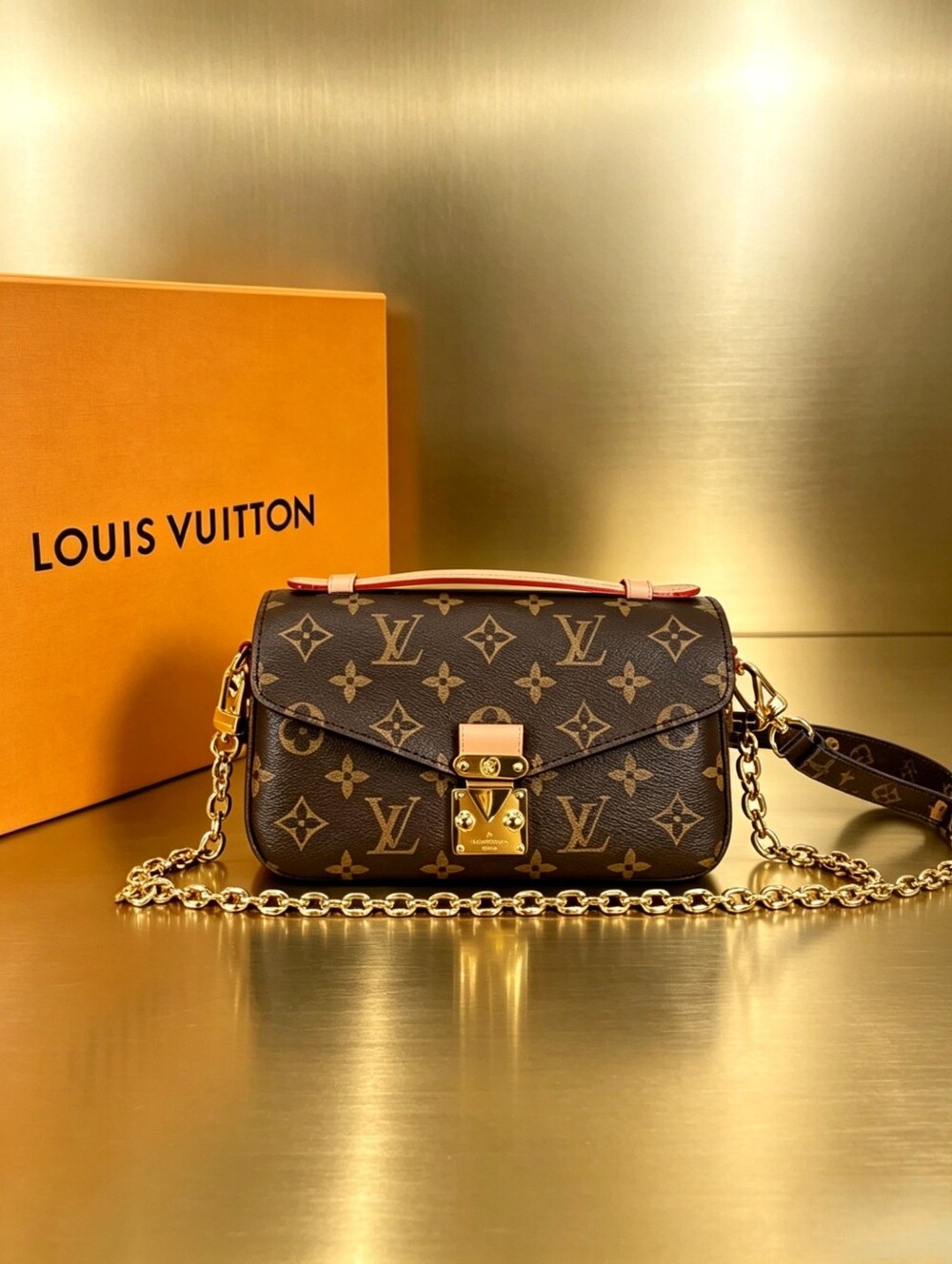 Louis Vuitton Pochette Métis East West Monogram
